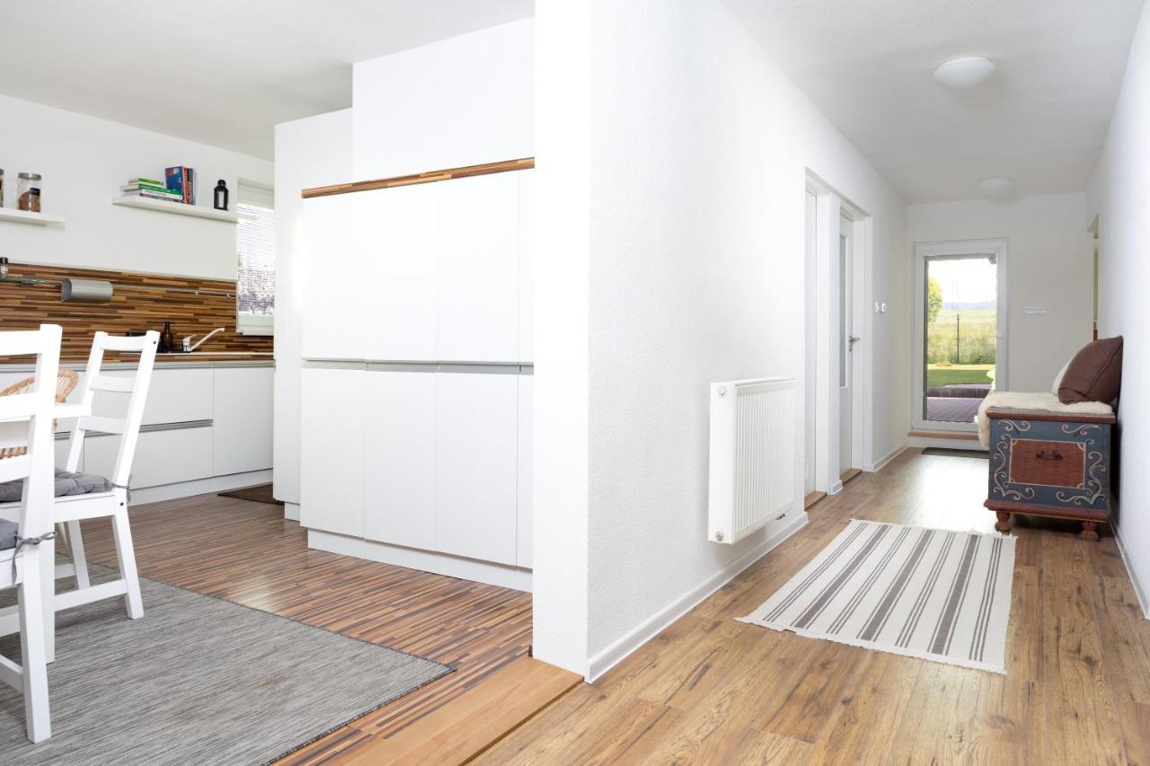 Stylish Apartment Under The Tatras Strba Ngoại thất bức ảnh