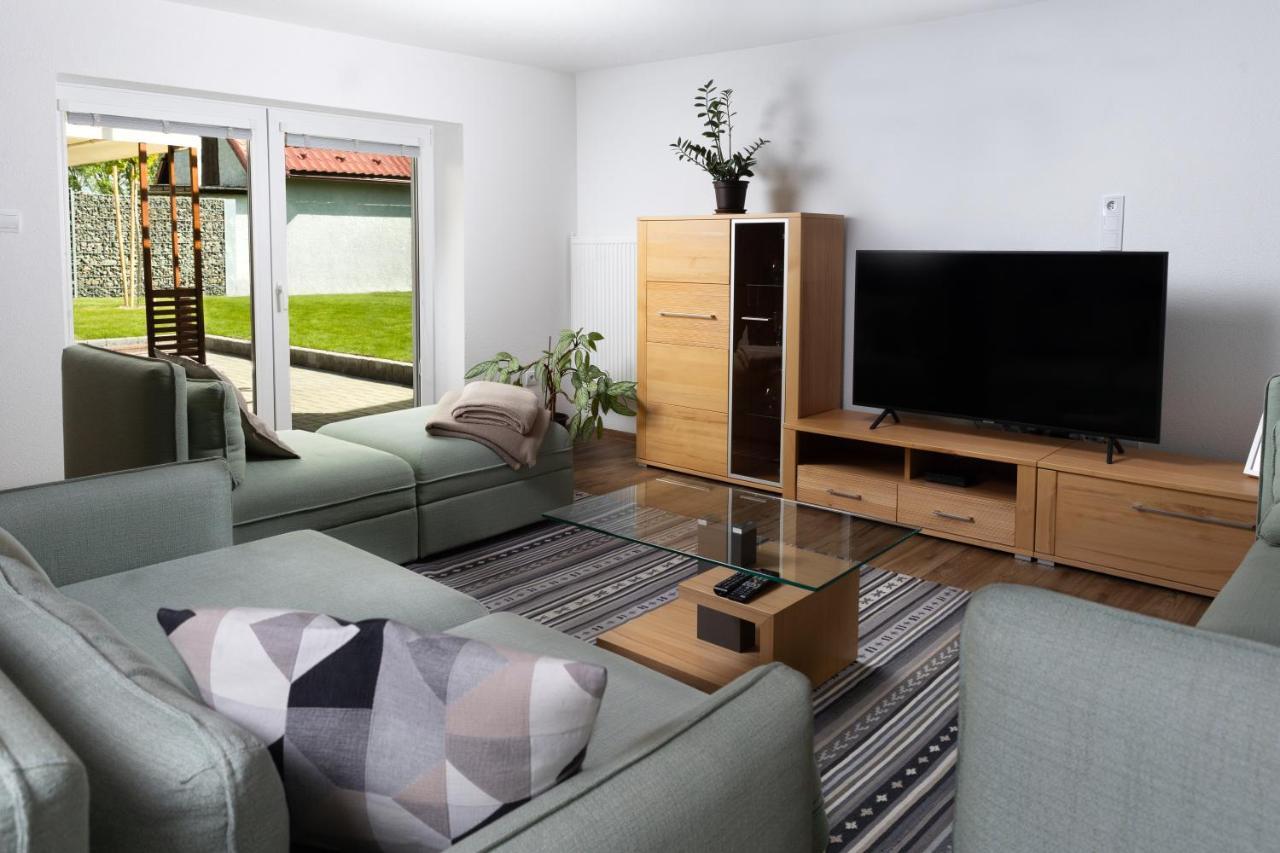 Stylish Apartment Under The Tatras Strba Ngoại thất bức ảnh